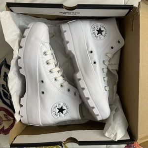 Converse Chuck Taylor All Star High Lugged Leather White SIZE 7